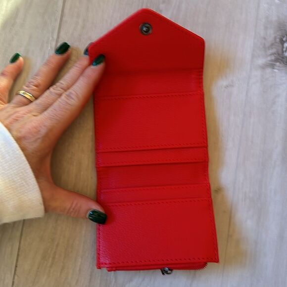 Delta Box Wallet‎ Red NWT in packaging - Picture 4 of 5